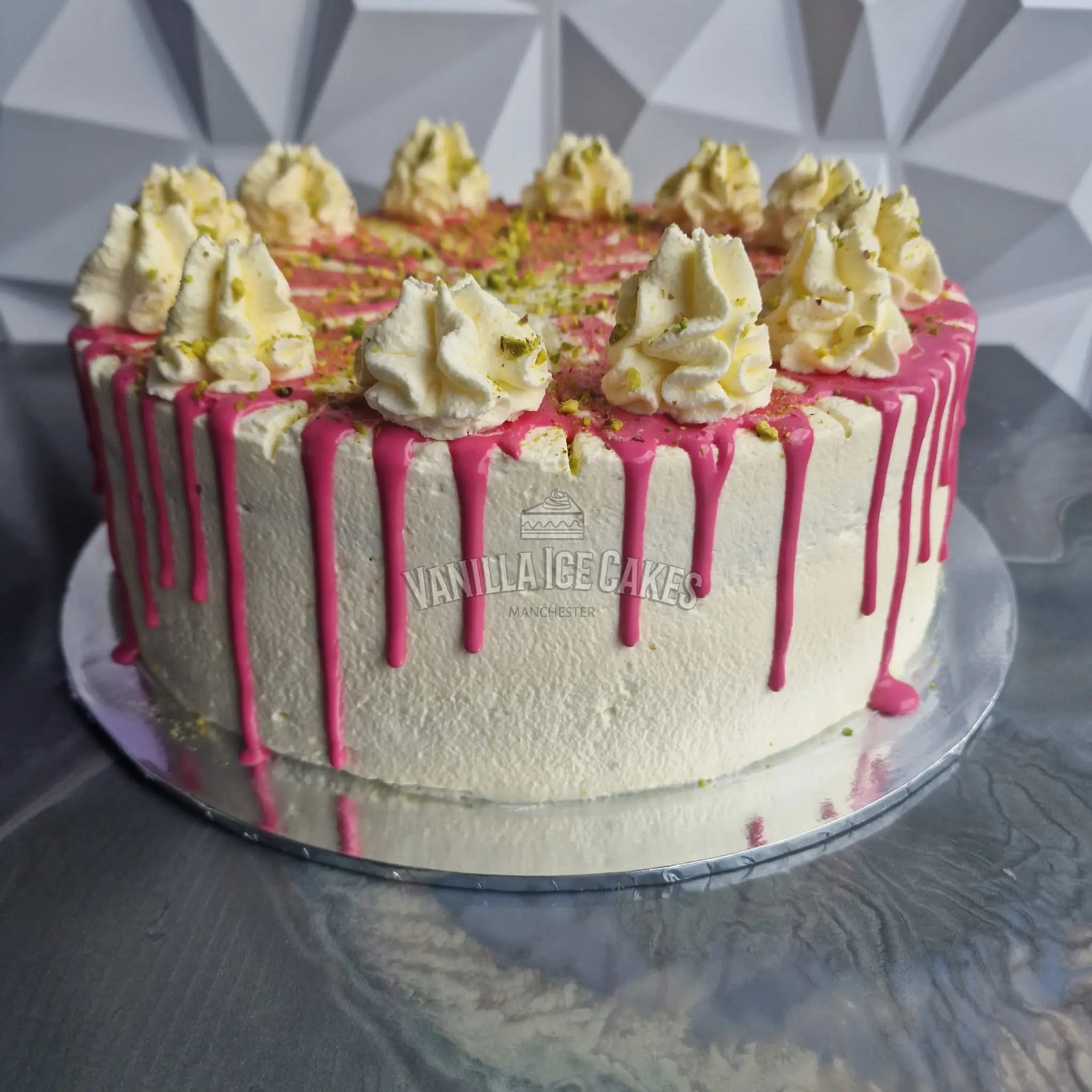 Pistachio & Raspberry Fresh Cream Cake Slice