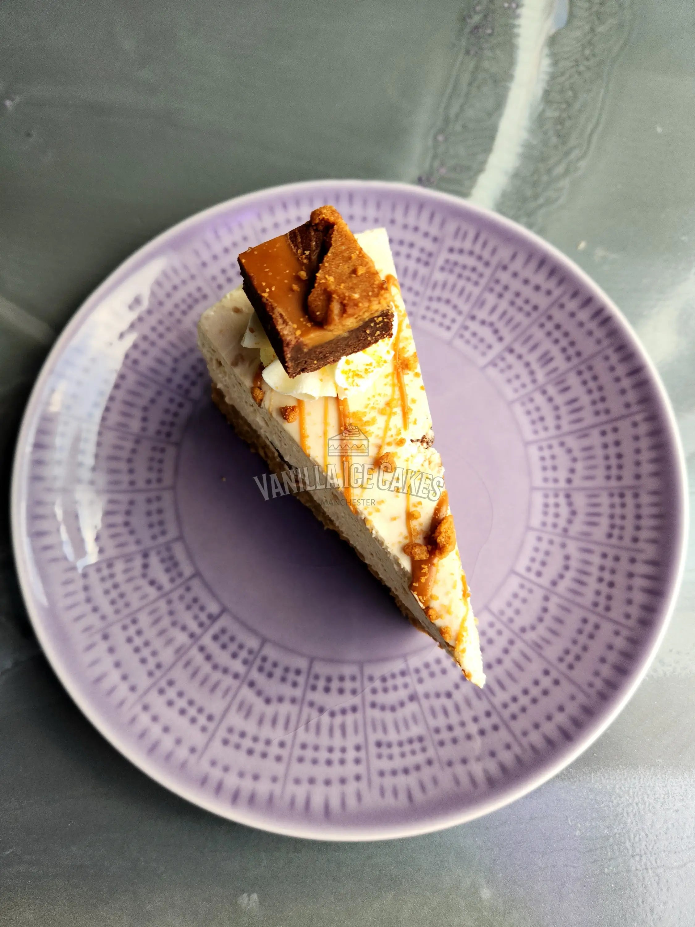 Lotus Biscoff Brownie Cheesecake Slice