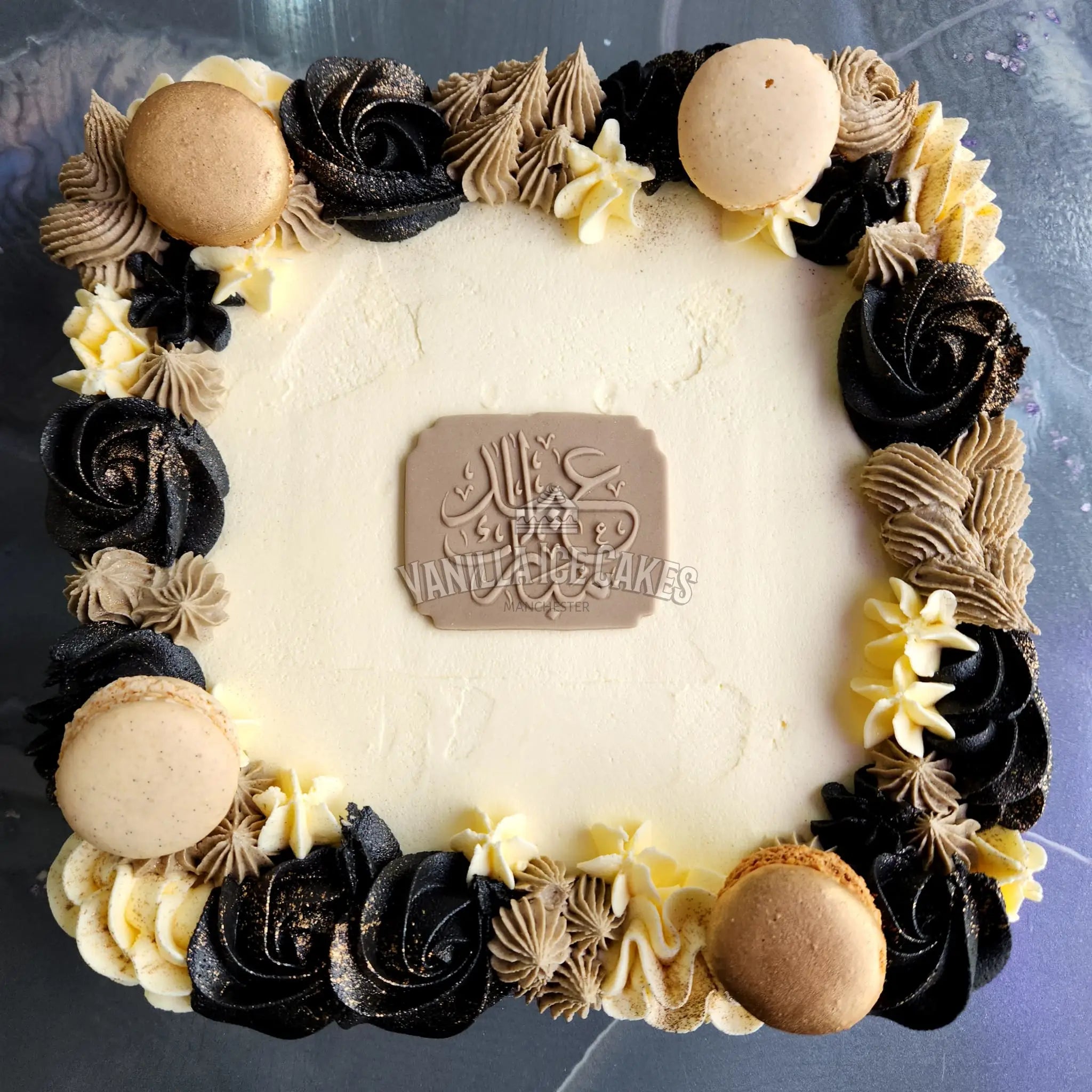 Eid Mubarak Tray Bake