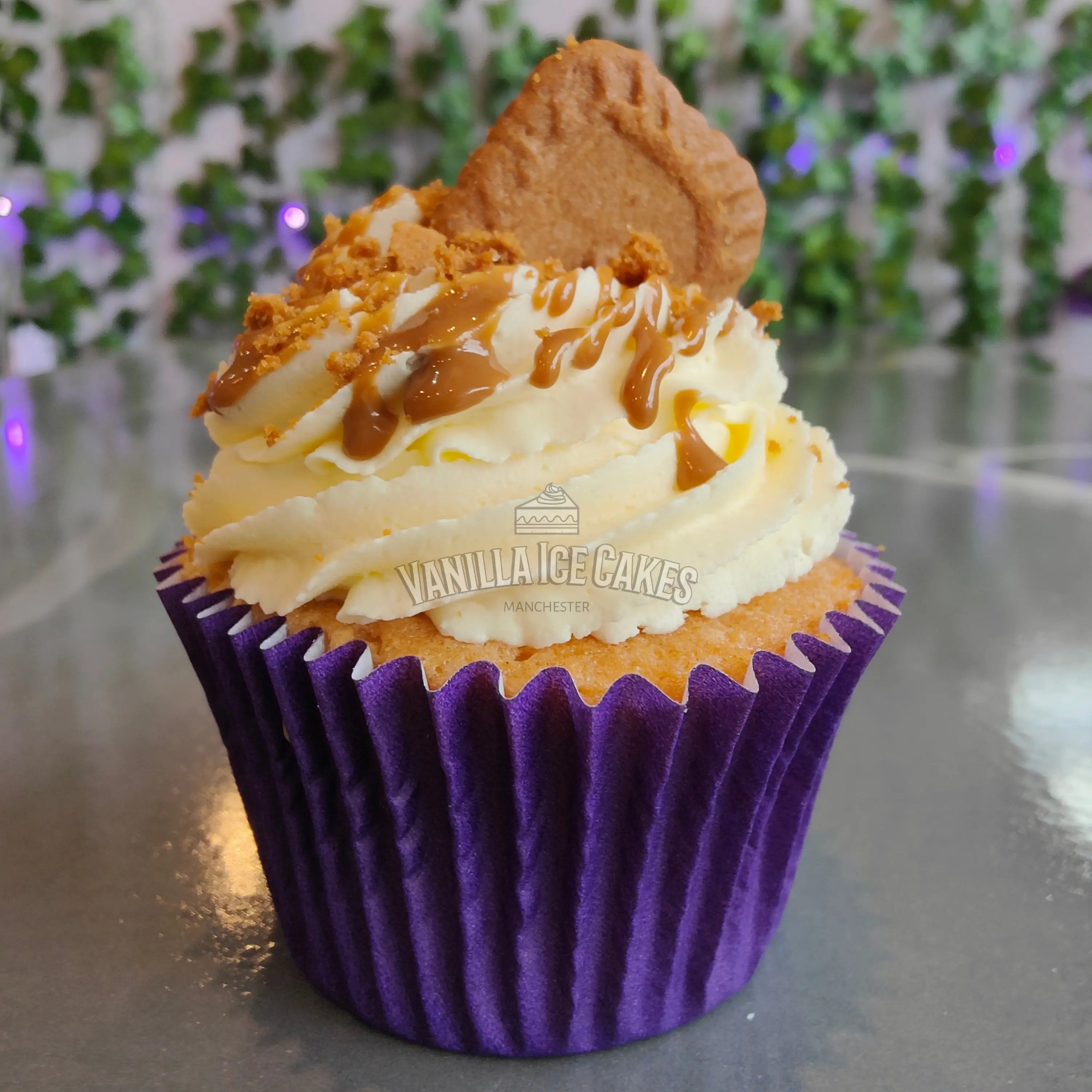 Cupcake Box (6) - Postal Gift Box - 6x Lotus Biscoff