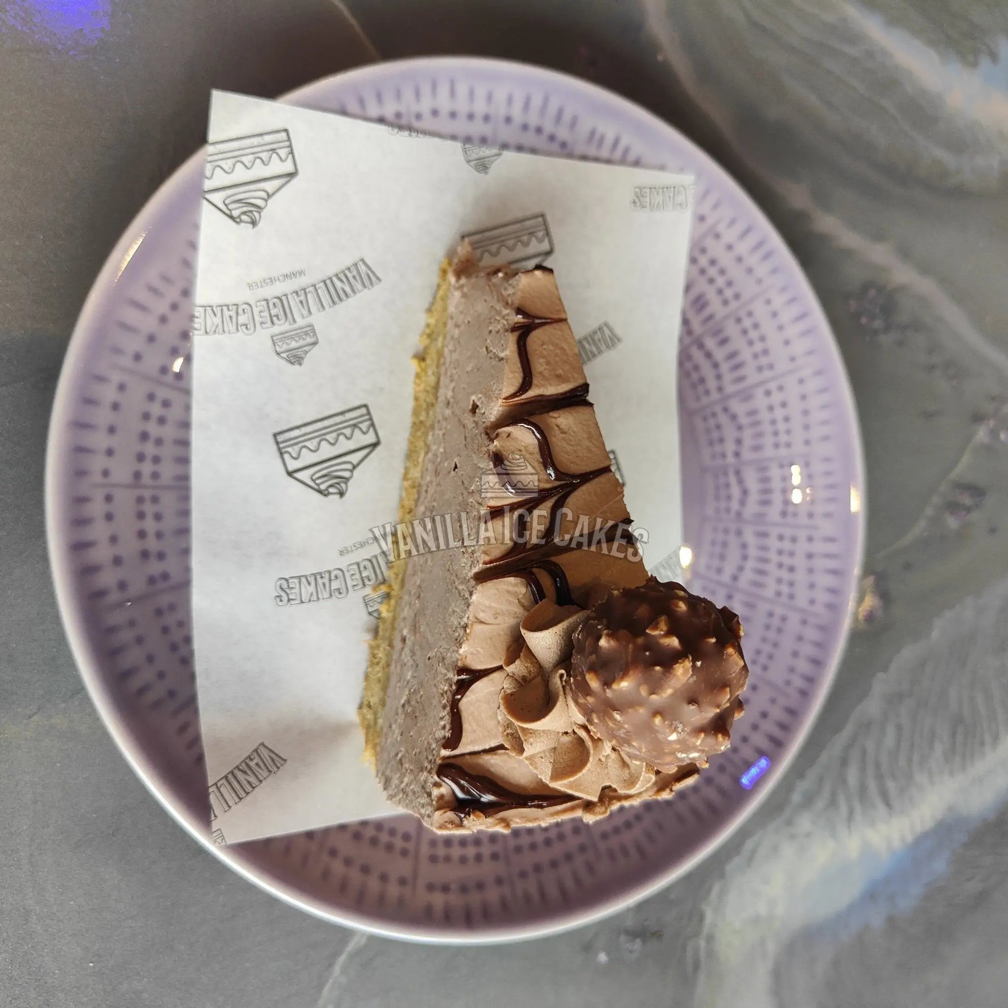 Ferrero Rocher Cheesecake Slice