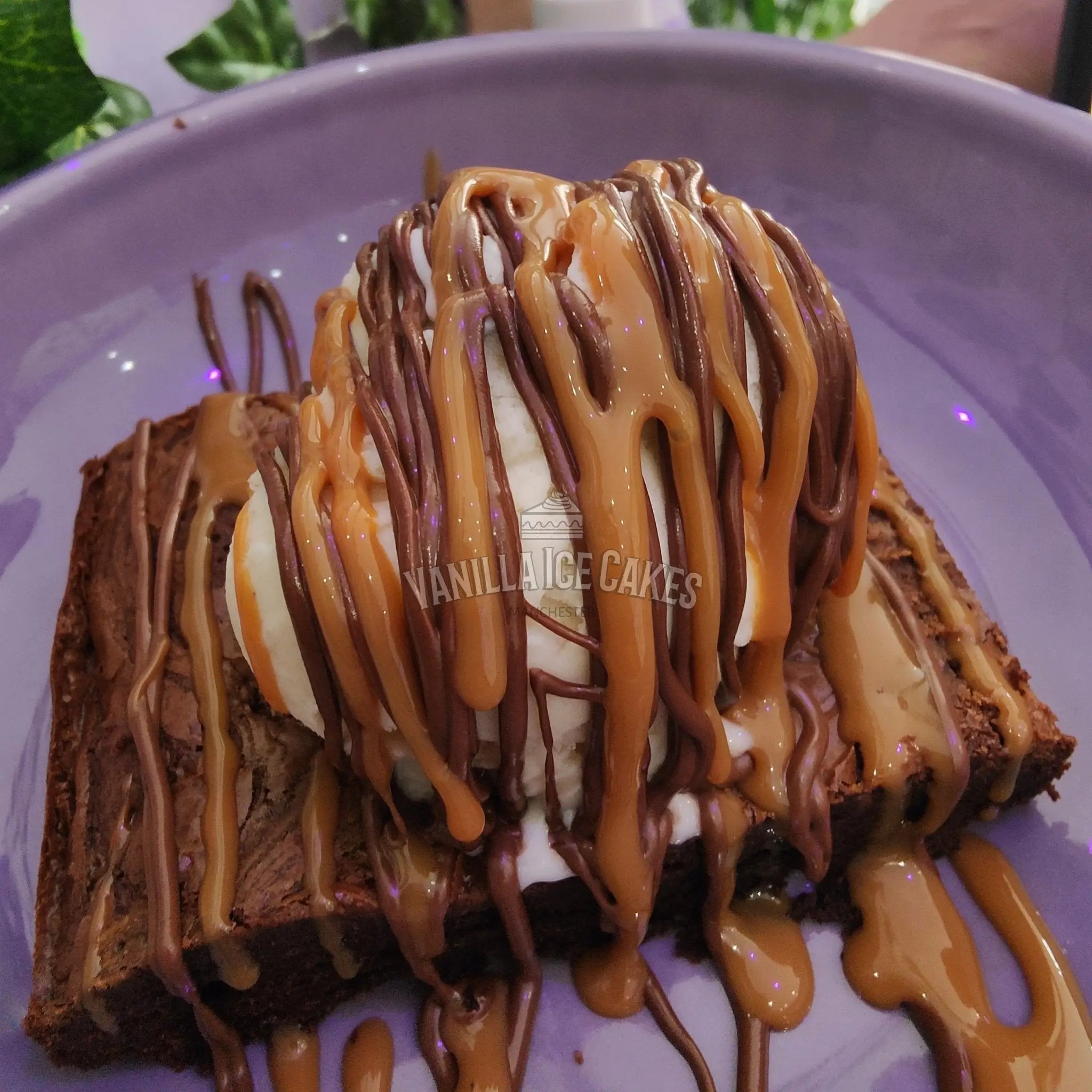 Hot Brownie & Ice Cream
