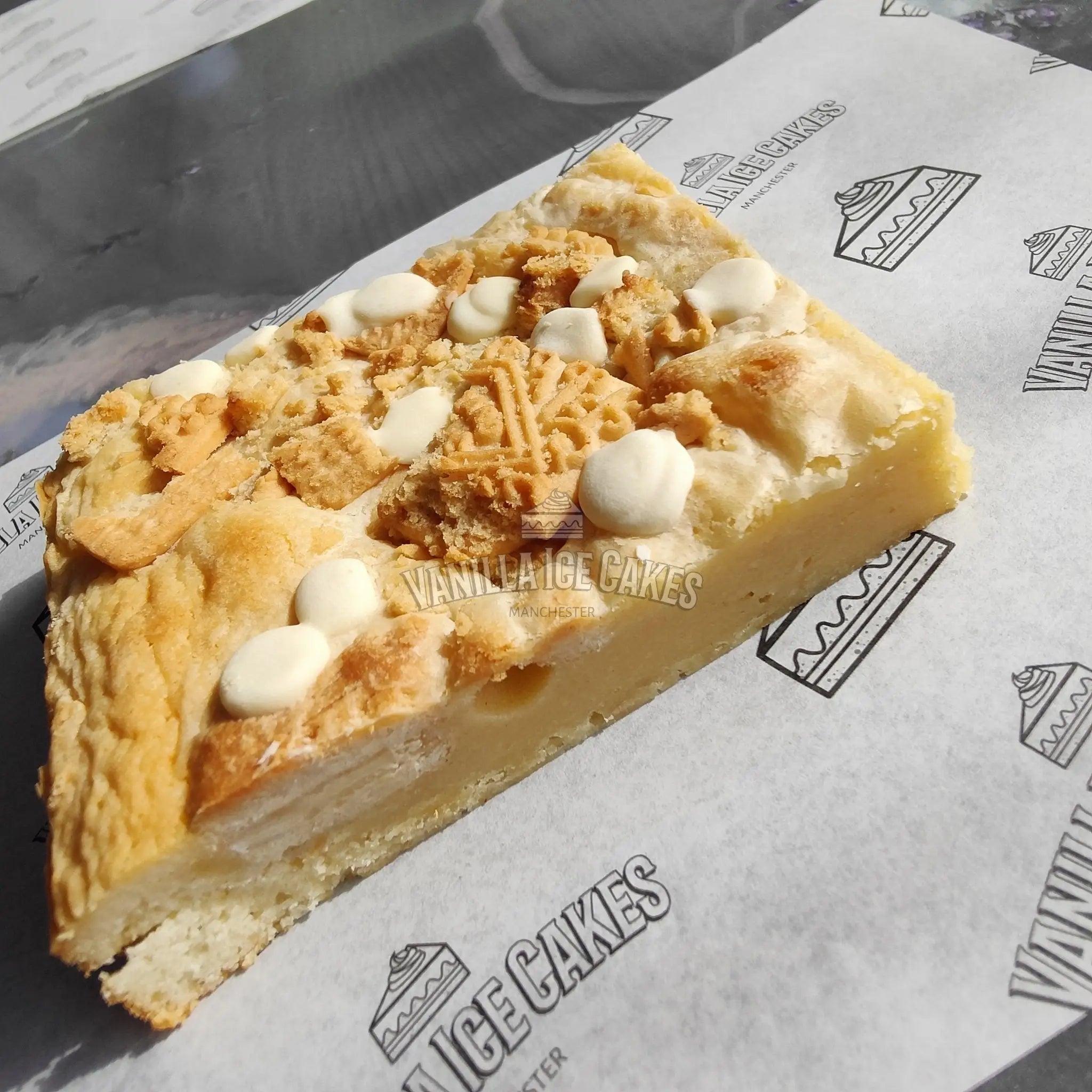 Individual Blondie - Custard Cream