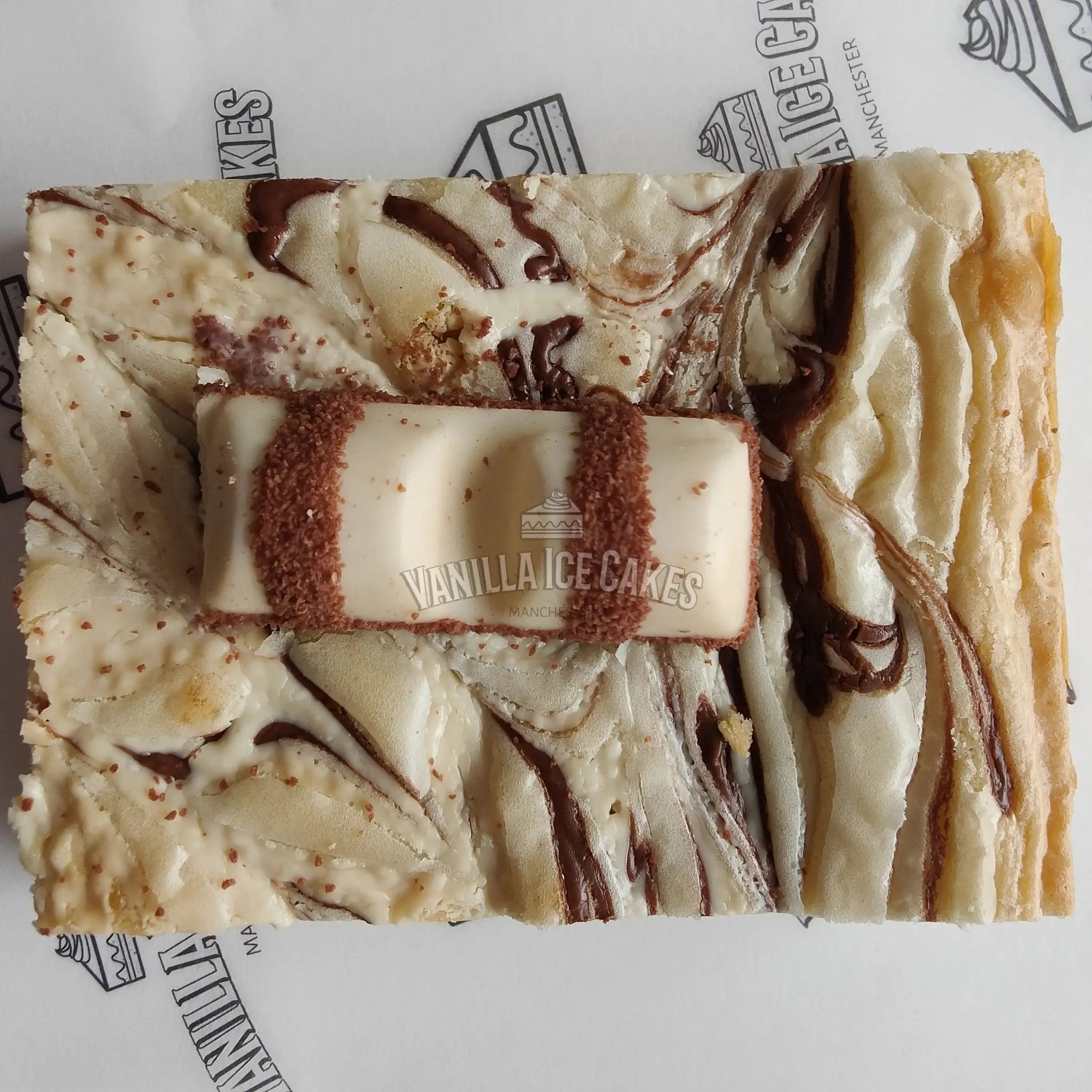 Individual Blondie - White Kinder Bueno