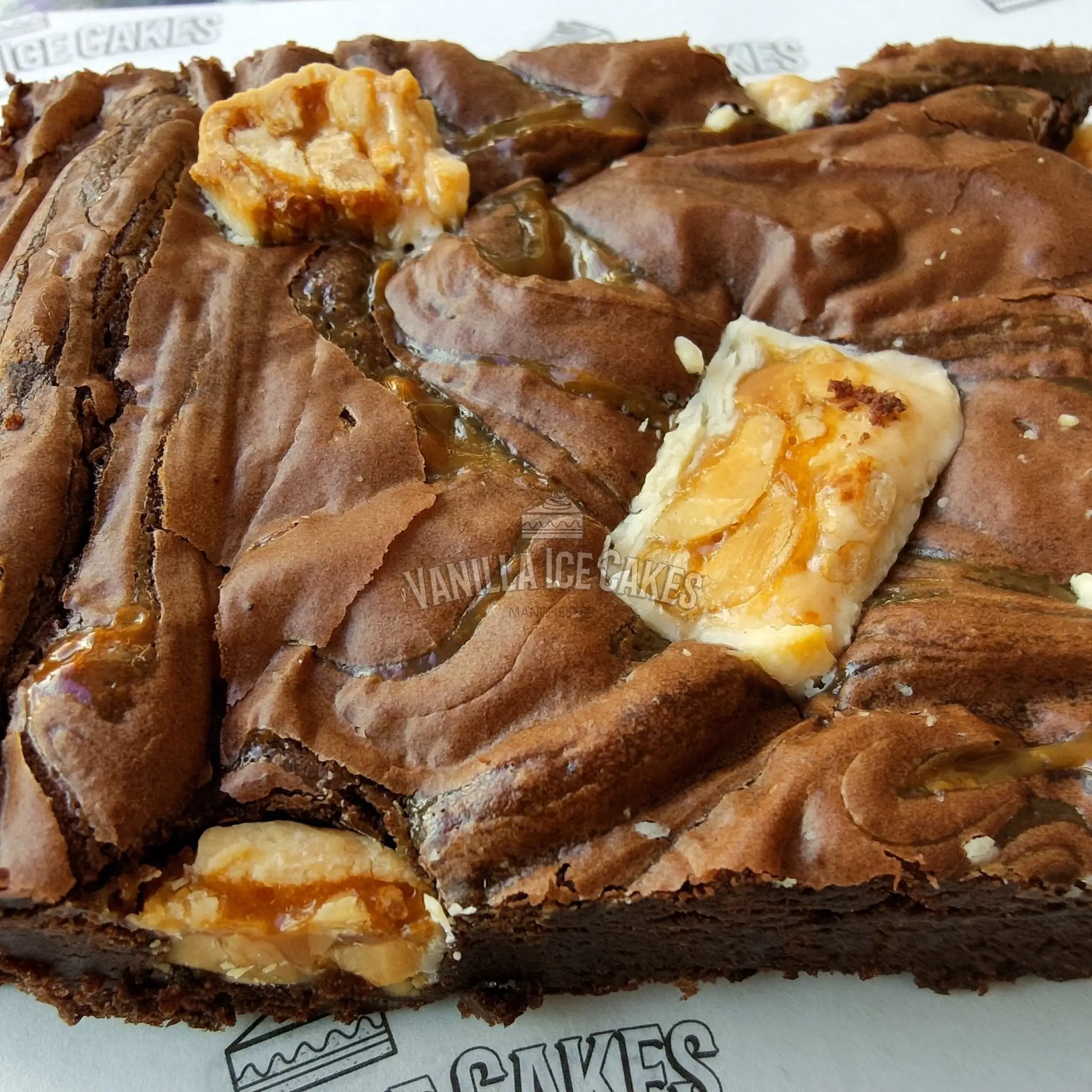 Individual Brownie - White Snickers