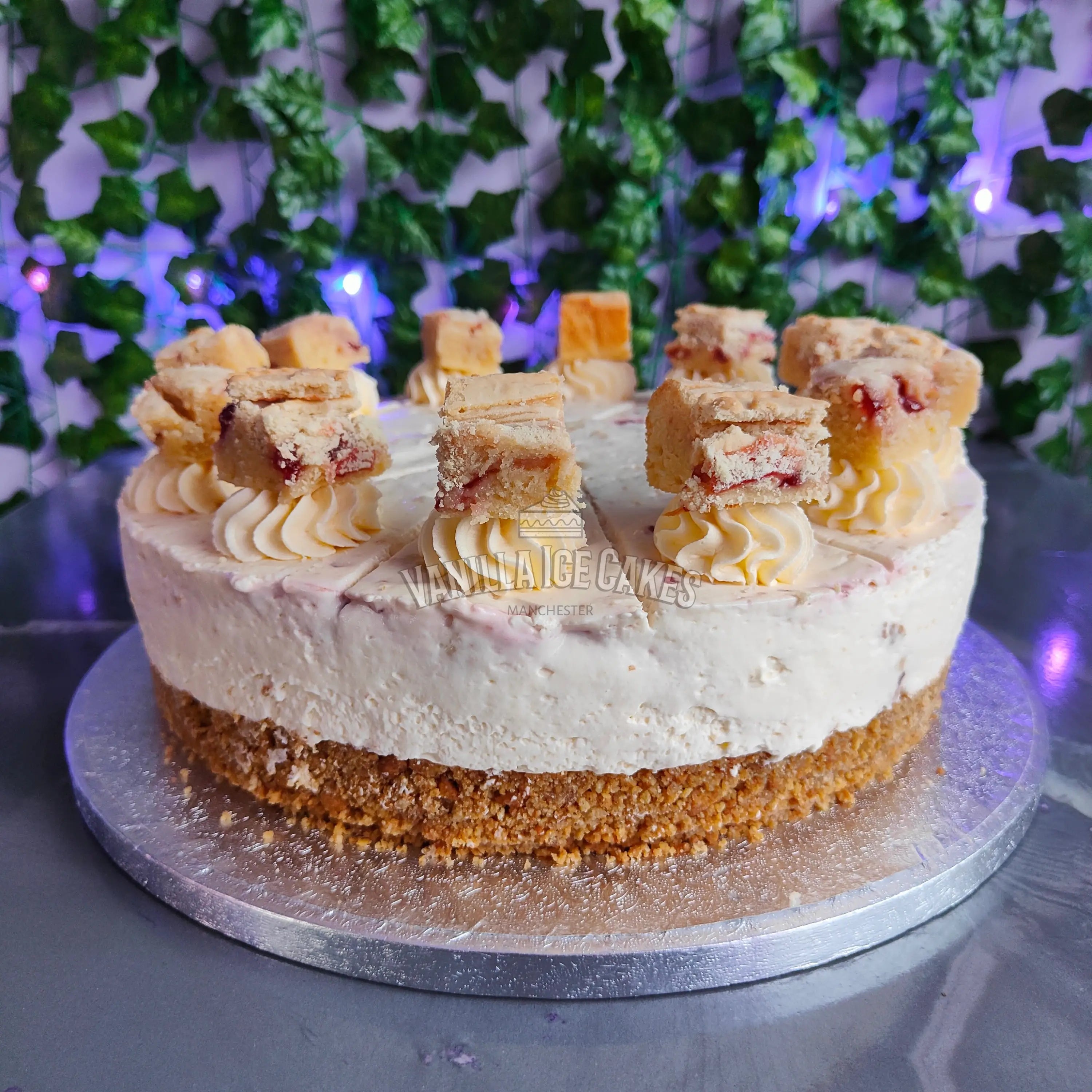 Jammie Dodger Blondie Cheesecake