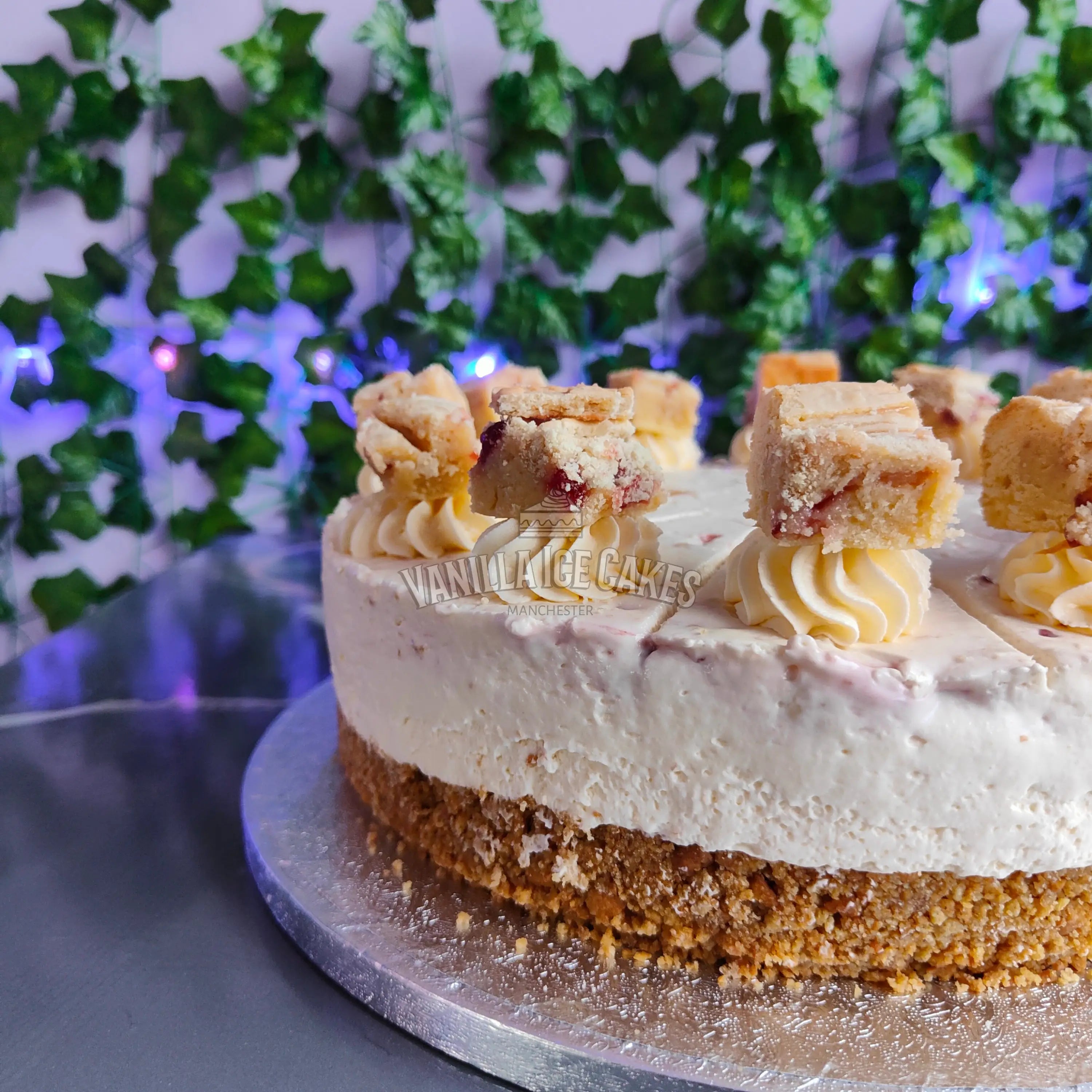 Jammie Dodger Blondie Cheesecake