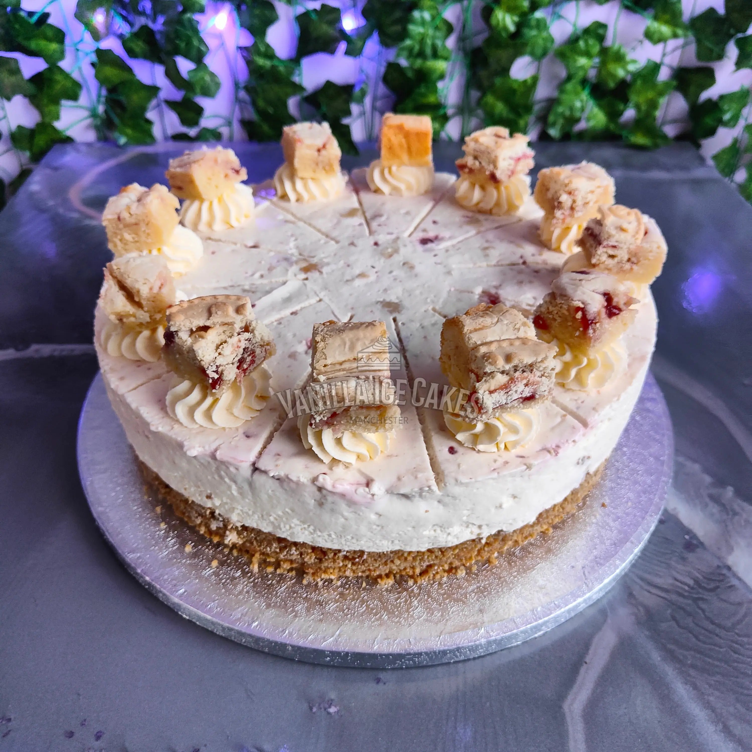Jammie Dodger Blondie Cheesecake Slice