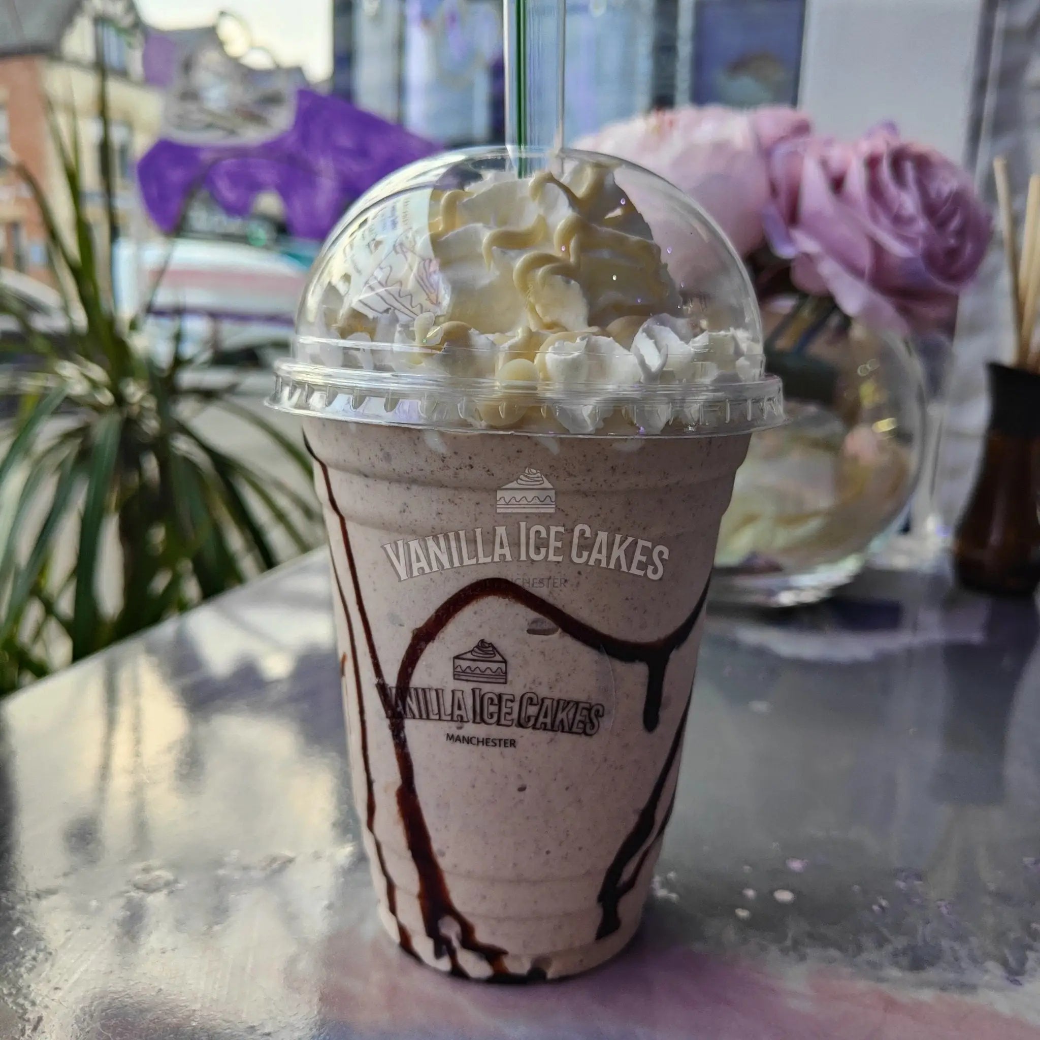 Kinder Bueno Cake Shake