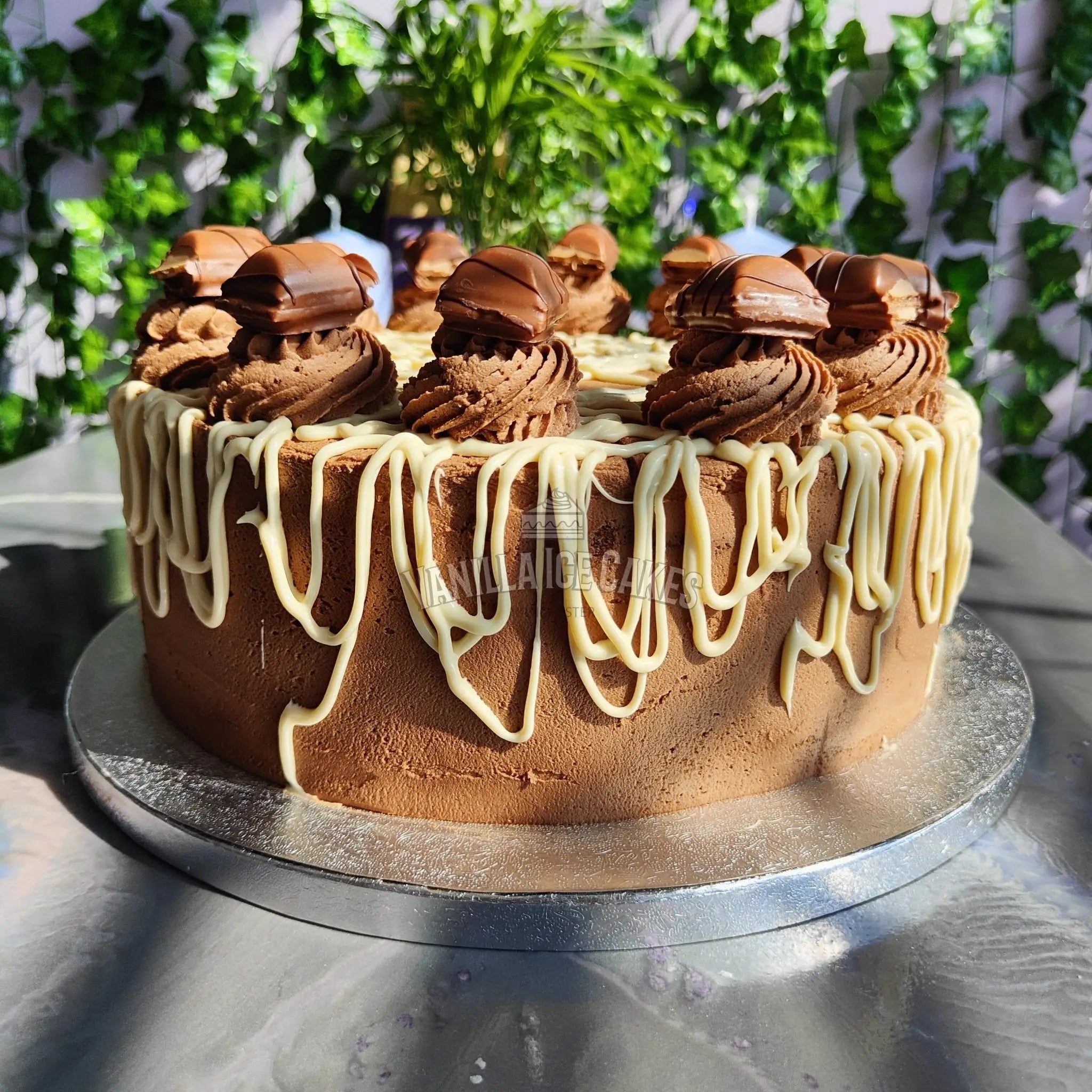 Kinder Bueno Chocolate Celebration Cake