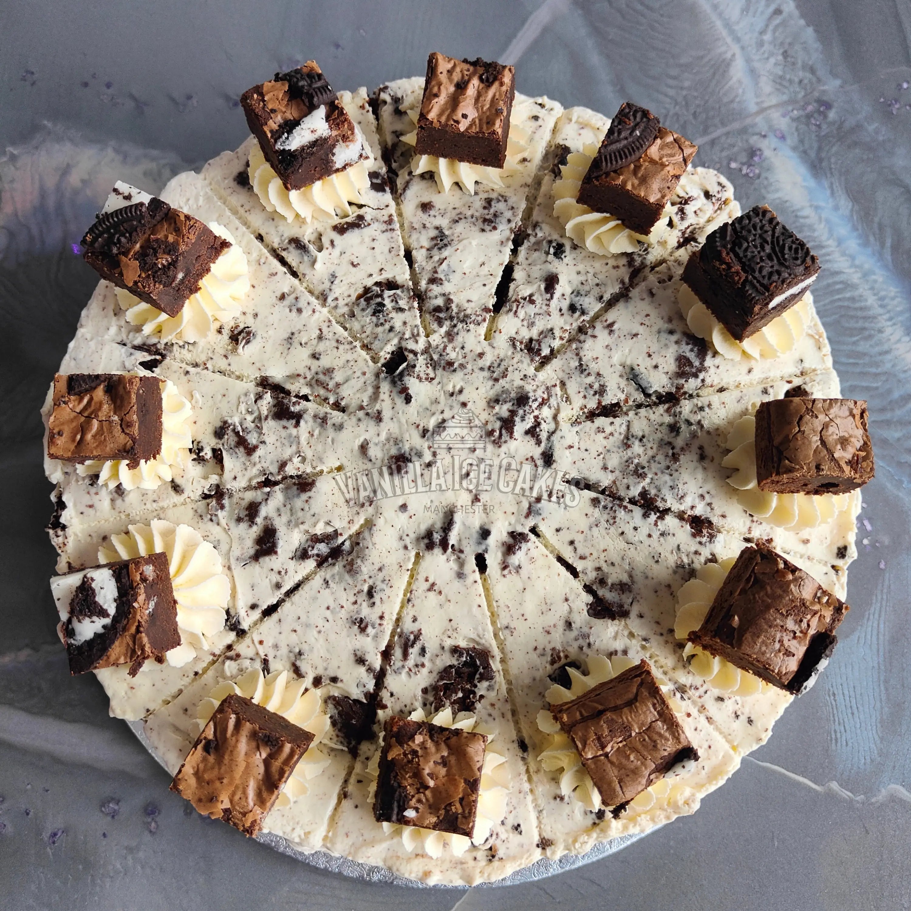 Oreo Brownie Cheesecake