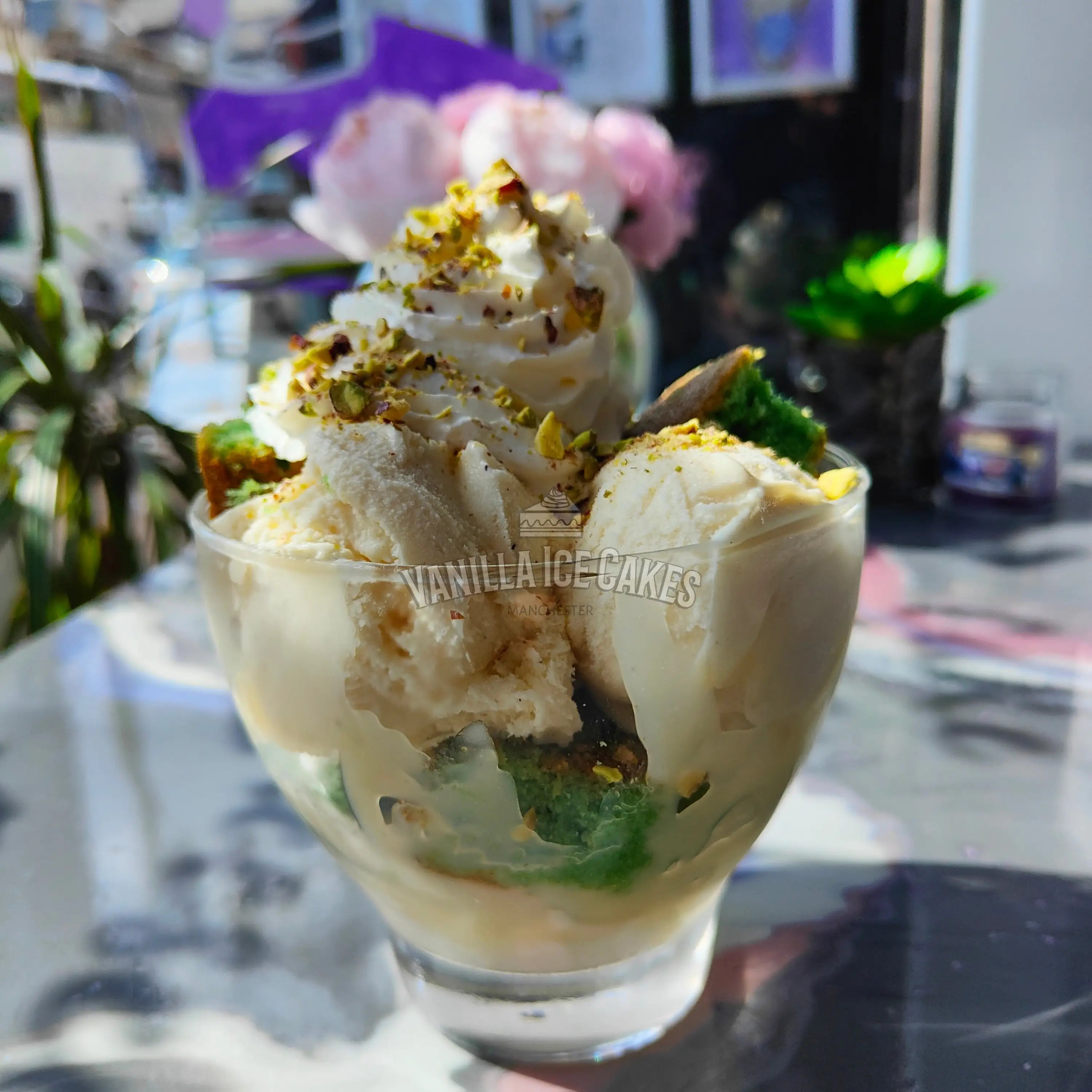 Pistachio - Cake Sundae