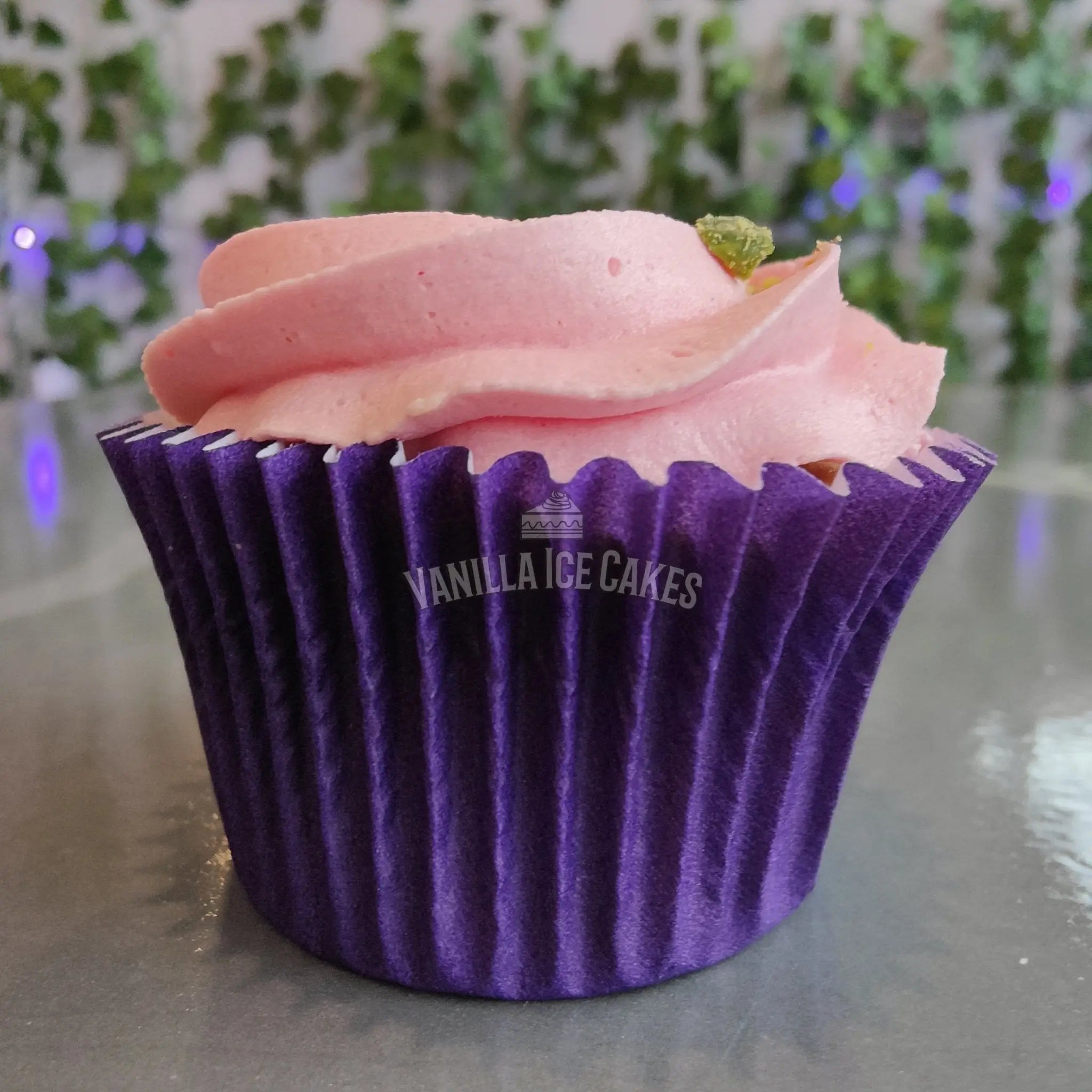 Rose & Pistachio Cupcake