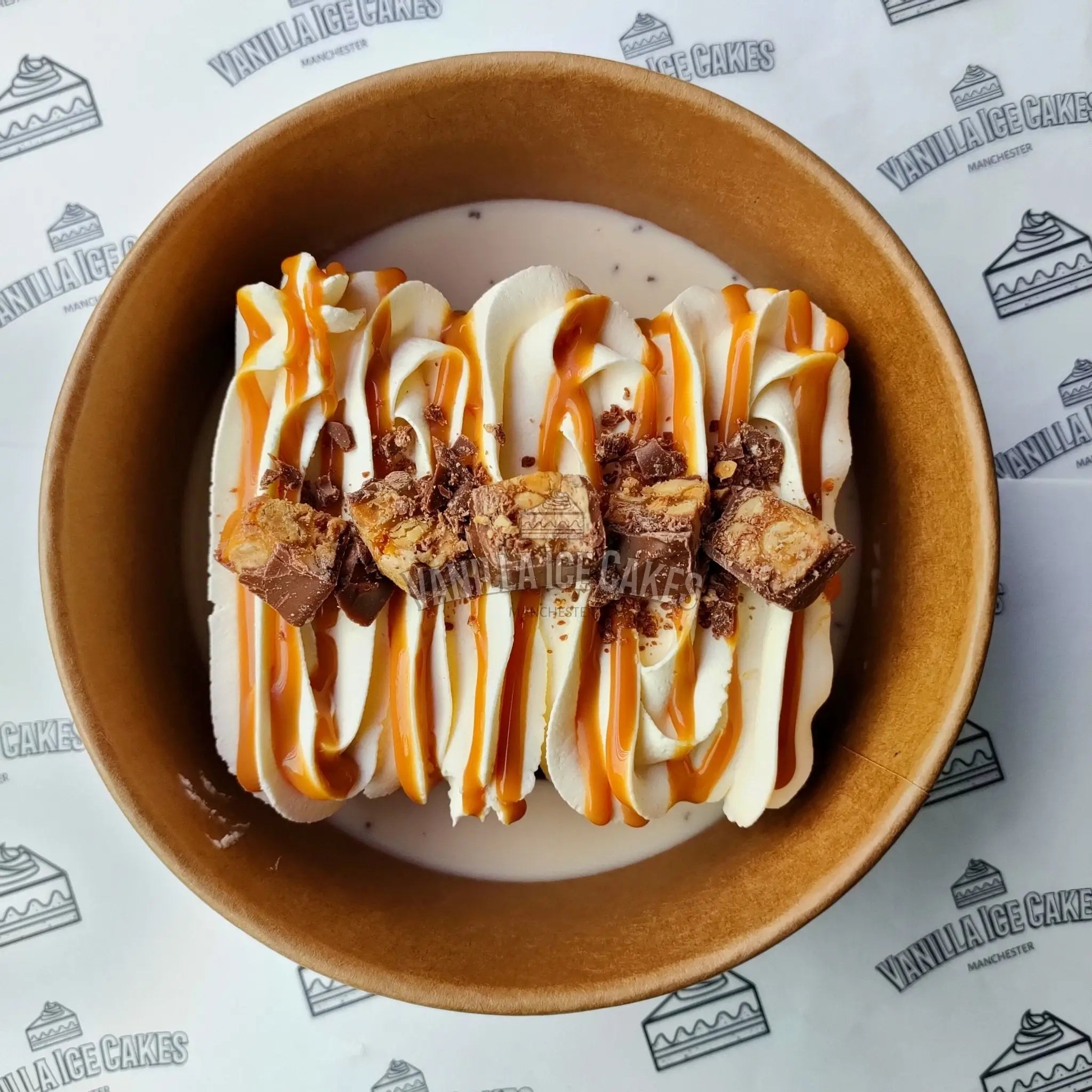 Snickers Milk Cake