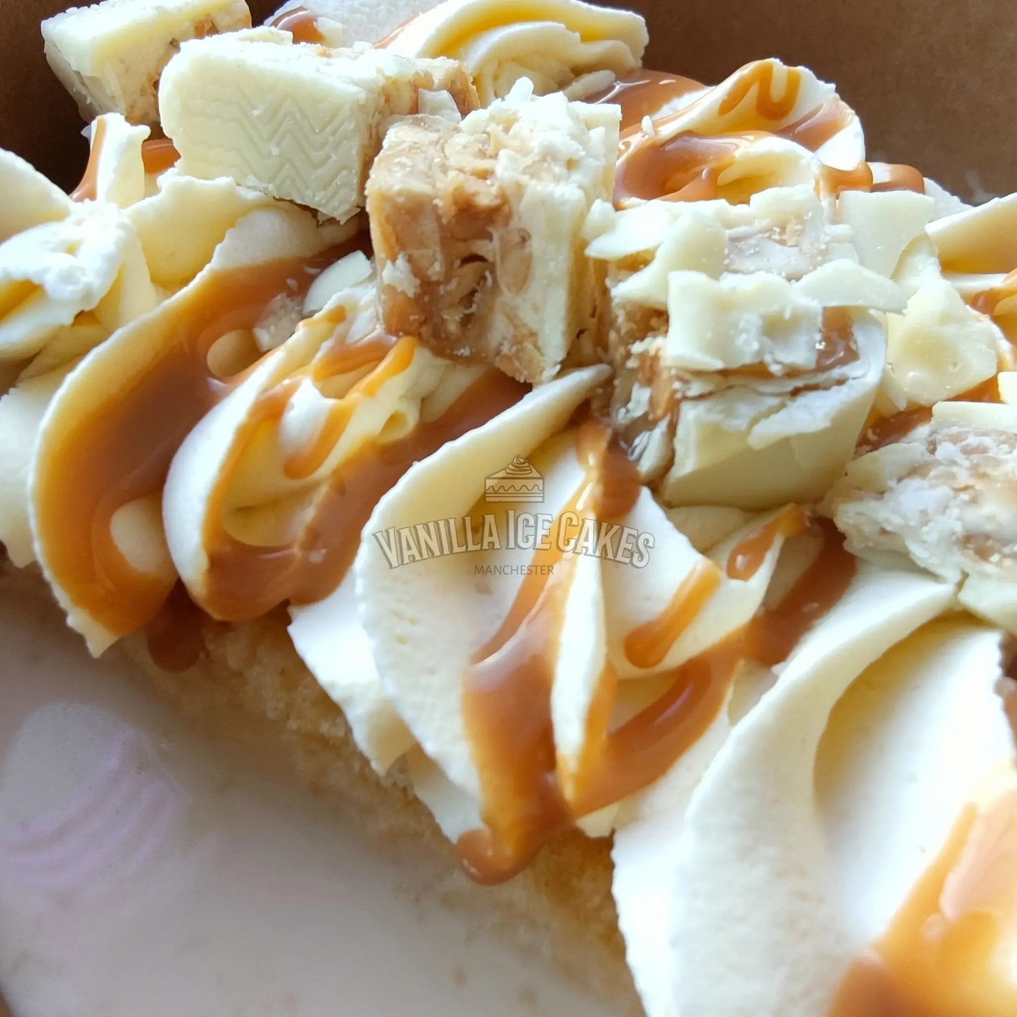 White Snickers Milk Cake (Limited Edition)