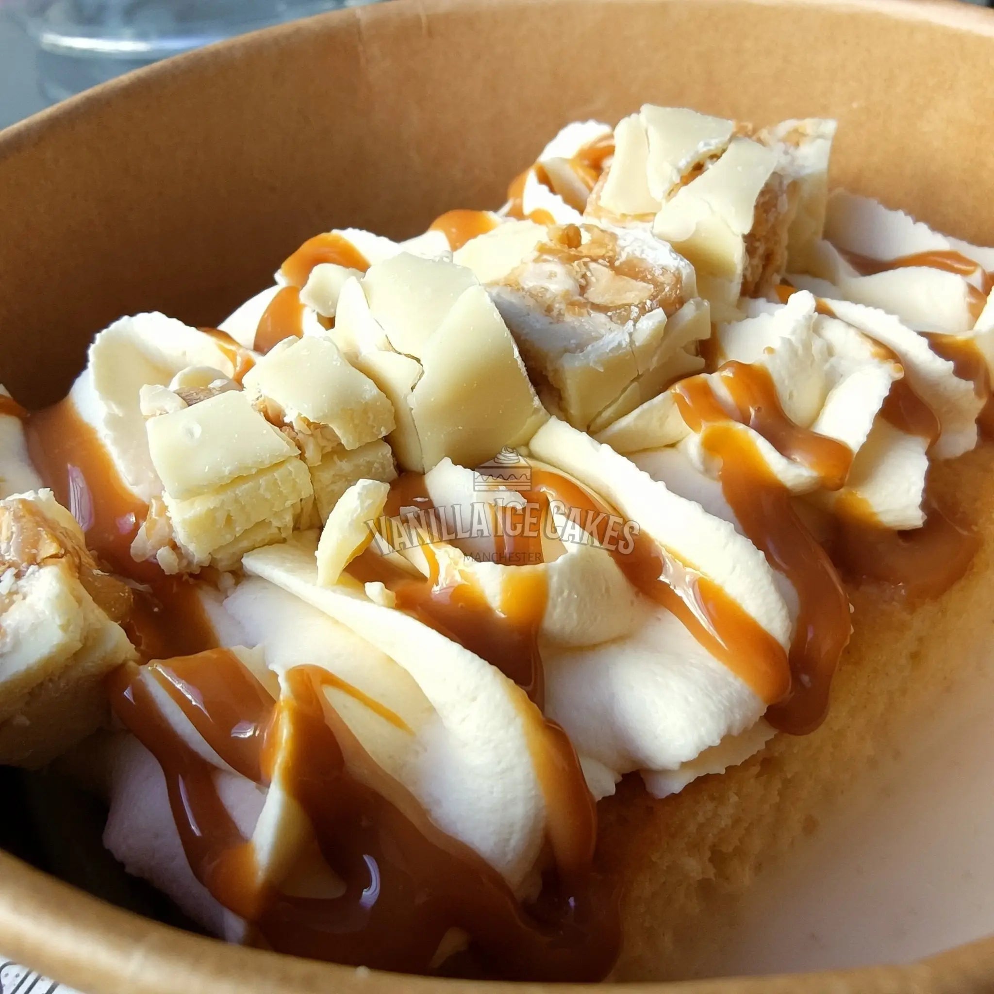 White Snickers Milk Cake (Limited Edition)