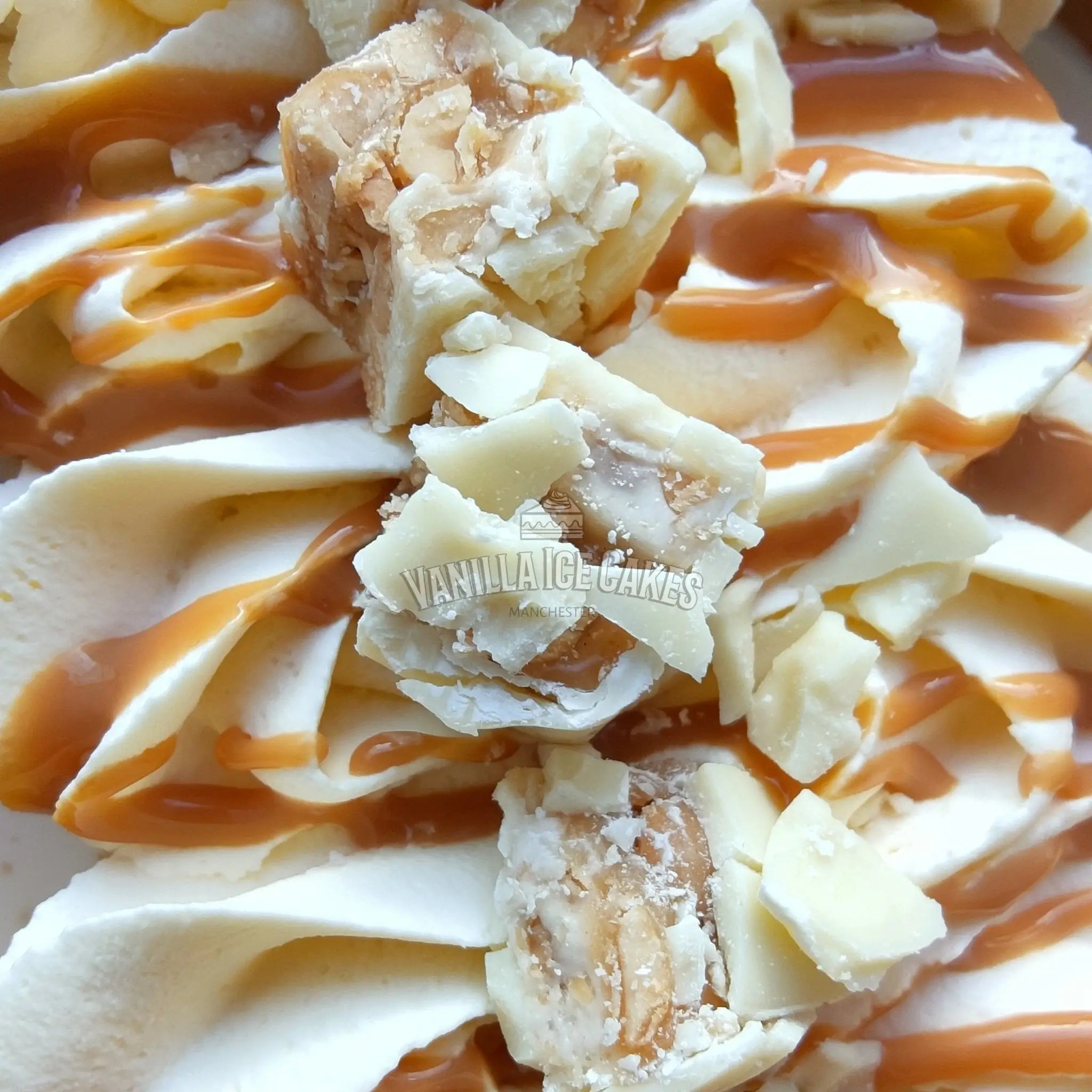 White Snickers Milk Cake (Limited Edition)
