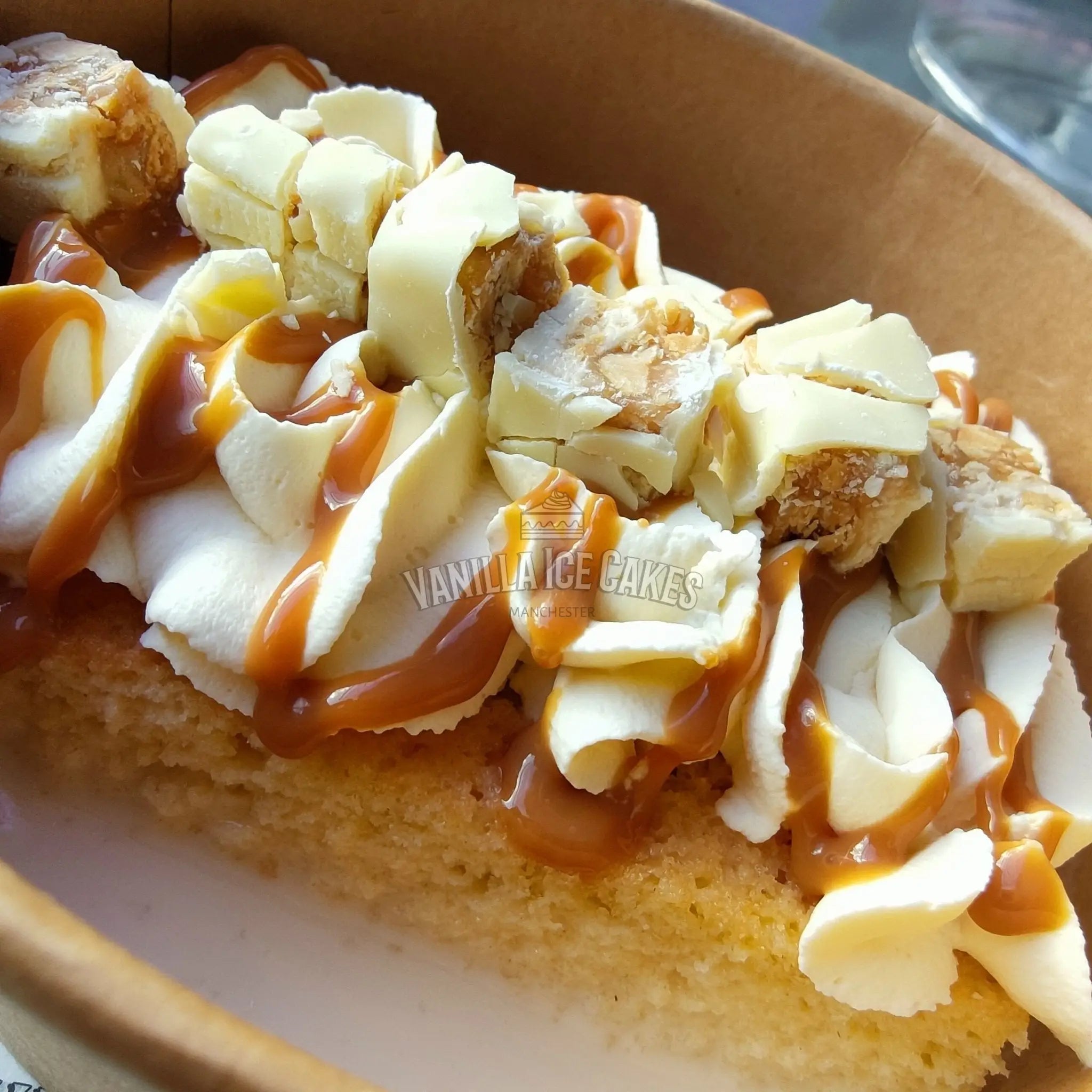White Snickers Milk Cake (Limited Edition)