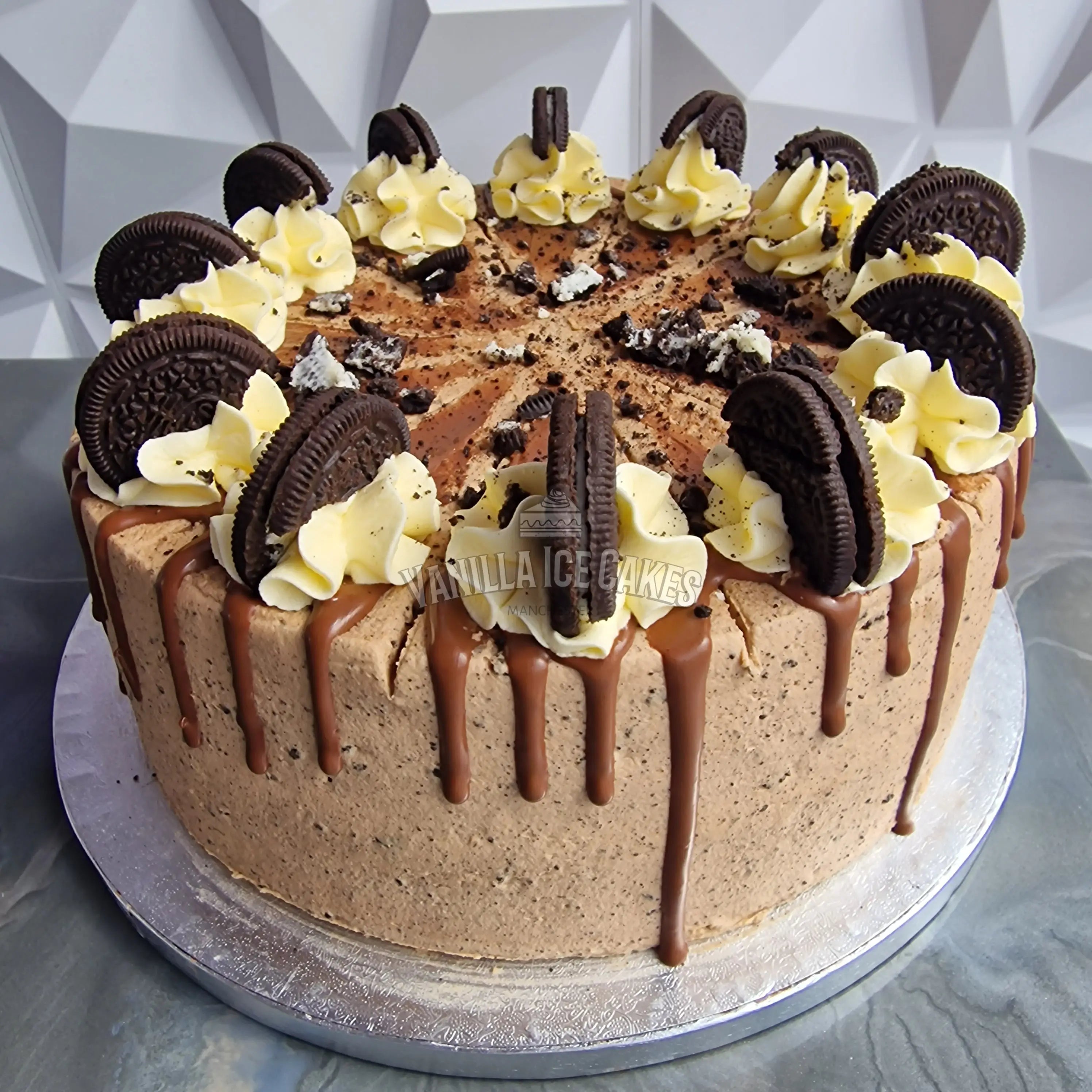 Vanilla Ice Cakes - Oreo & Nutella Celebration Cake