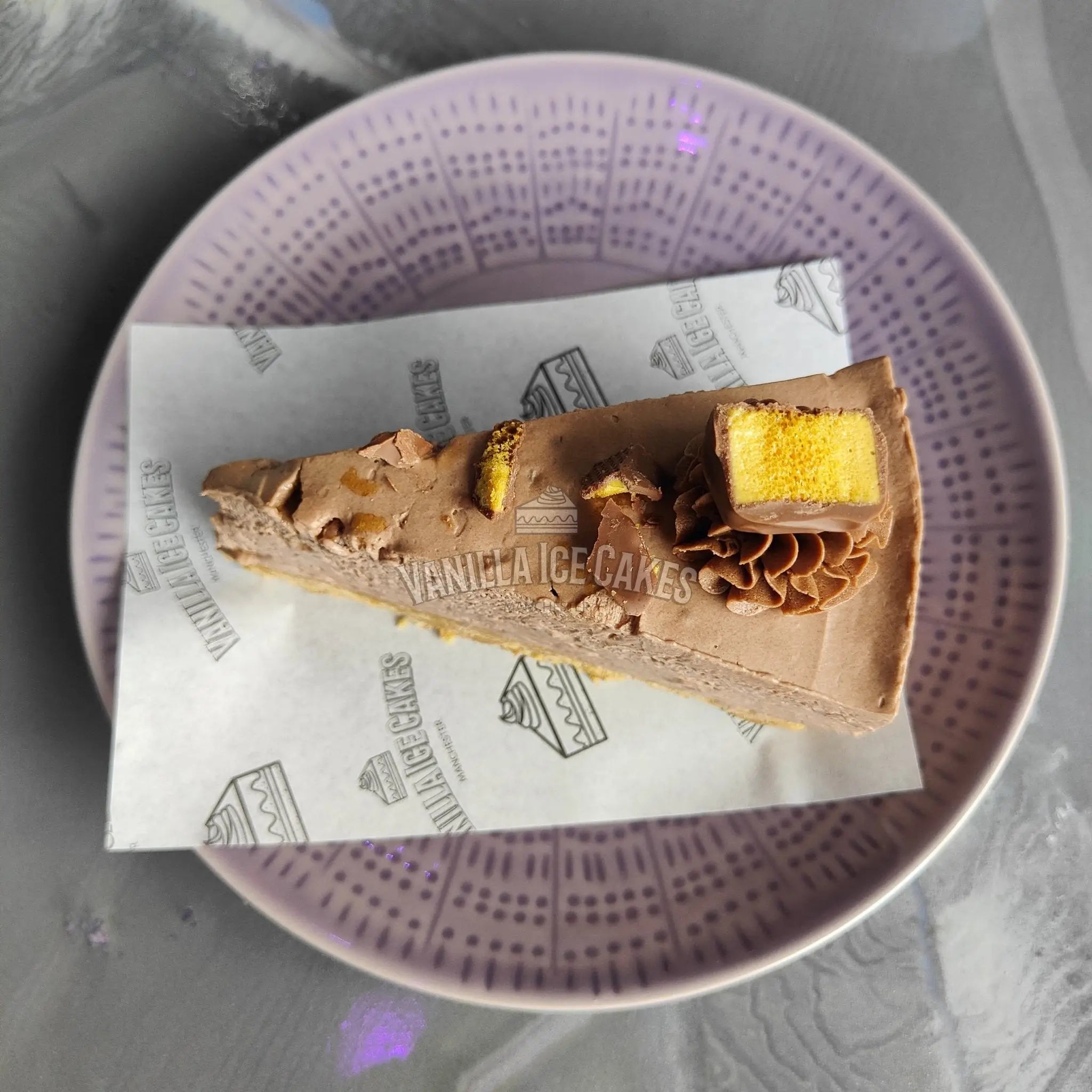 Crunchie Cheesecake Slice